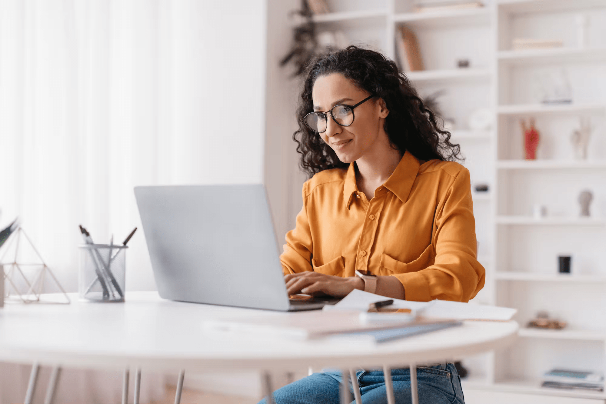 woman on her laptop